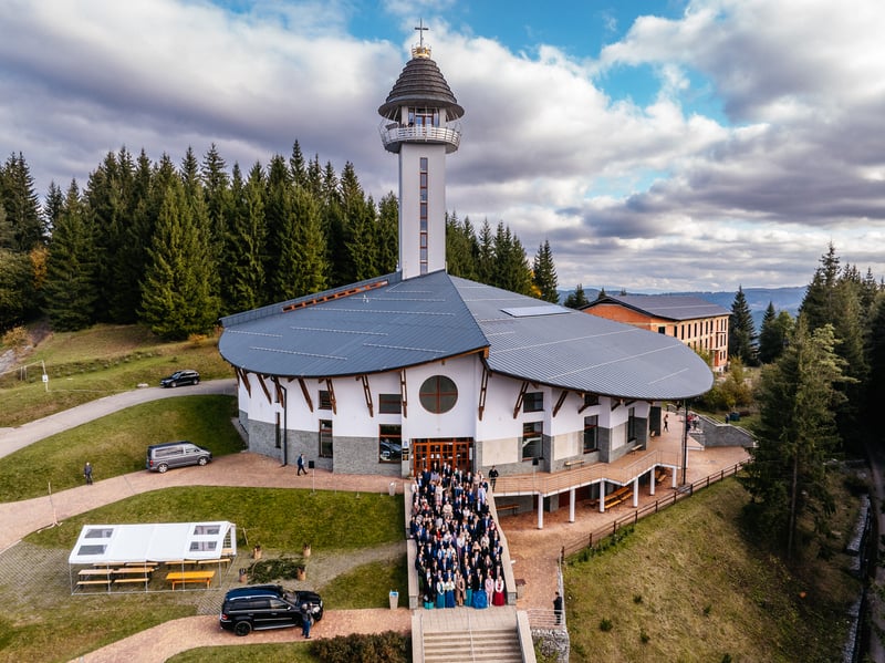 Stužková slávnosť z drona