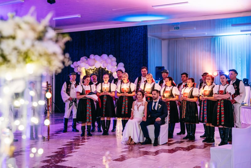 Folklórny spevácky program počas svadby